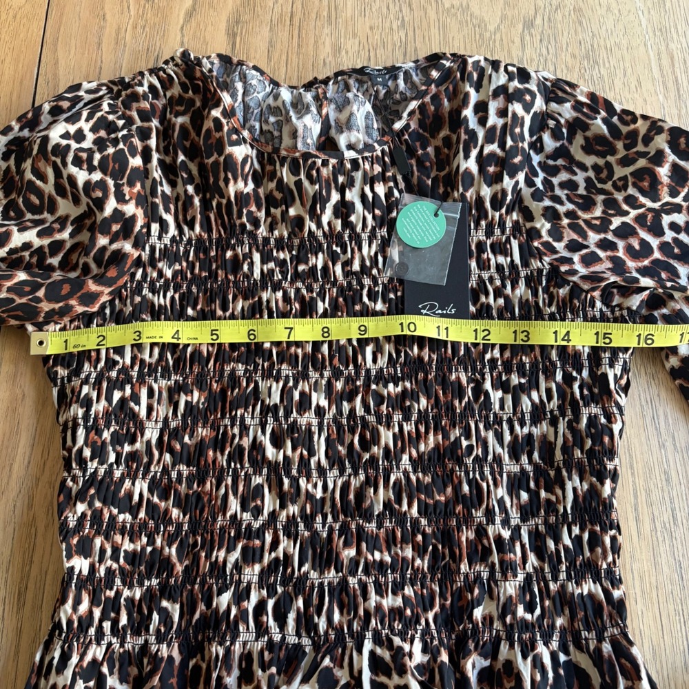 $198 NWT Rails Tabi Nala Leopard Print Smocked Peplum Top Sz M Festival Western - Picture 9 of 10